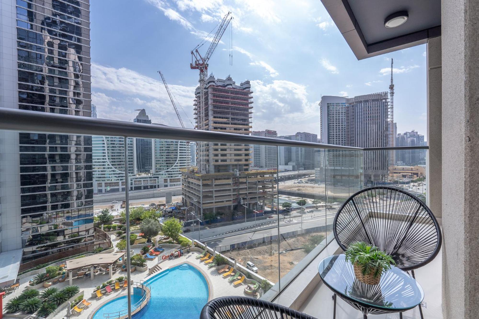 Heaven Crest Vacation Homes Downtown - Studio And 1 Bedroom Suites 2 Minute Walk To Dubai Mall And Burj Khalifa Екстериор снимка