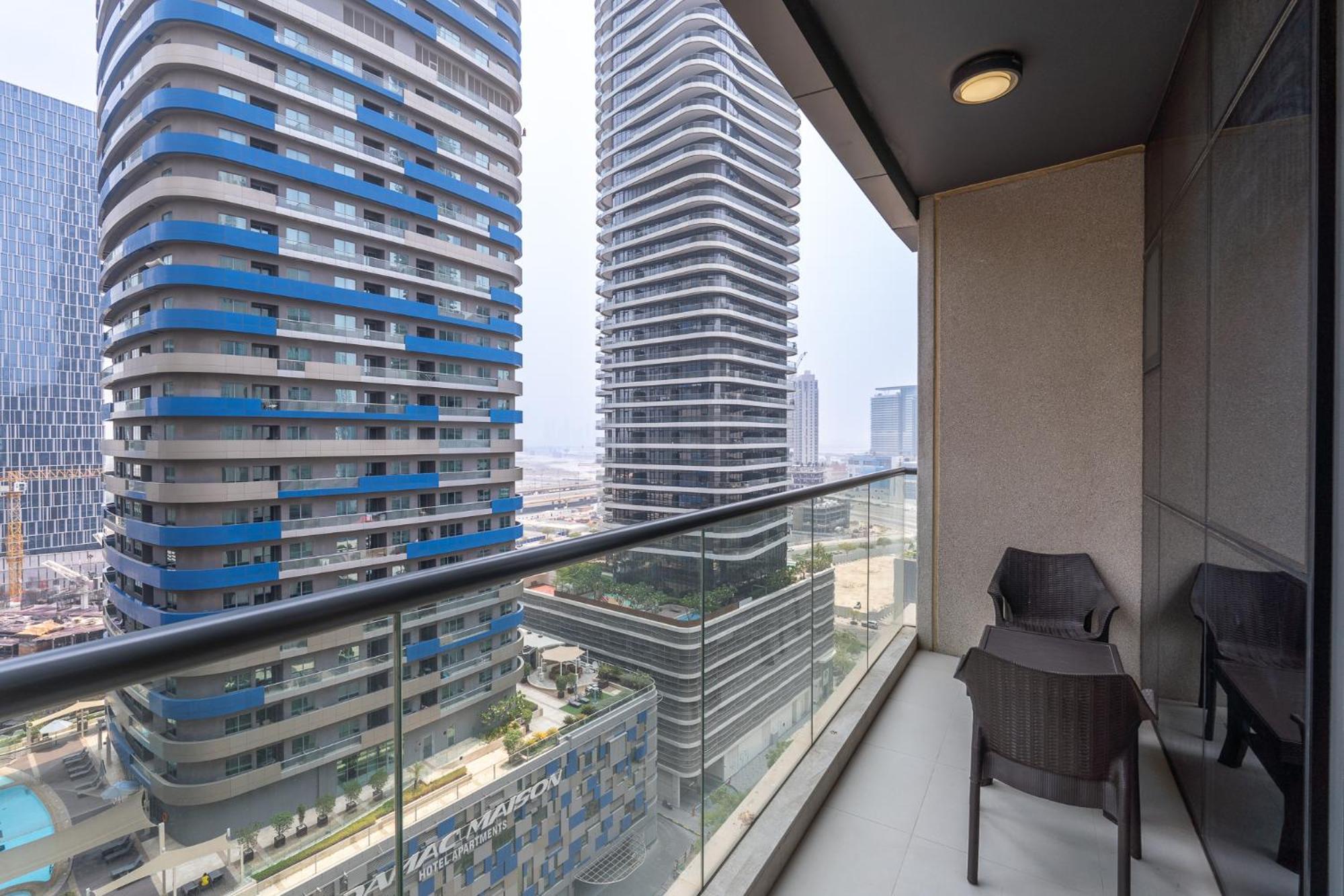 Heaven Crest Vacation Homes Downtown - Studio And 1 Bedroom Suites 2 Minute Walk To Dubai Mall And Burj Khalifa Екстериор снимка