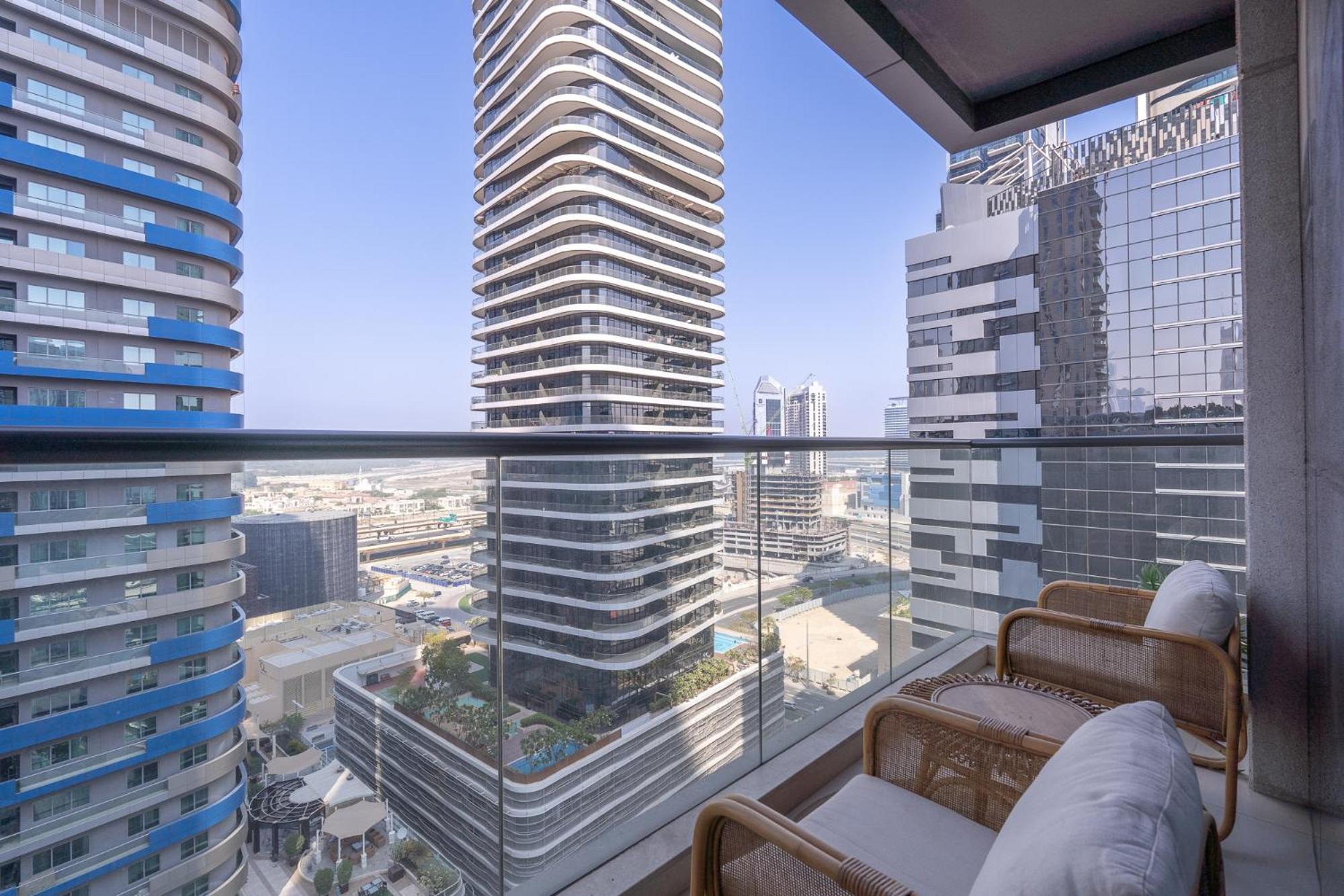 Heaven Crest Vacation Homes Downtown - Studio And 1 Bedroom Suites 2 Minute Walk To Dubai Mall And Burj Khalifa Екстериор снимка