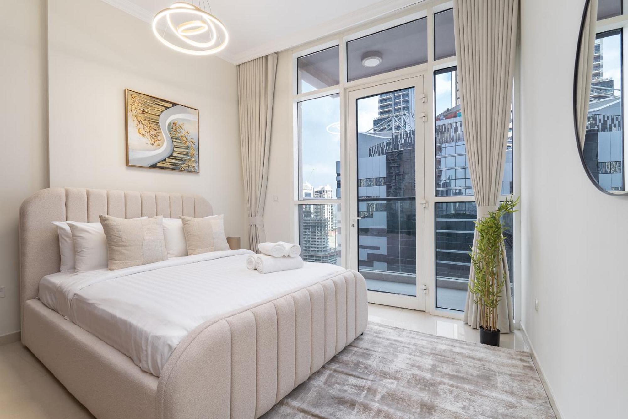 Heaven Crest Vacation Homes Downtown - Studio And 1 Bedroom Suites 2 Minute Walk To Dubai Mall And Burj Khalifa Екстериор снимка
