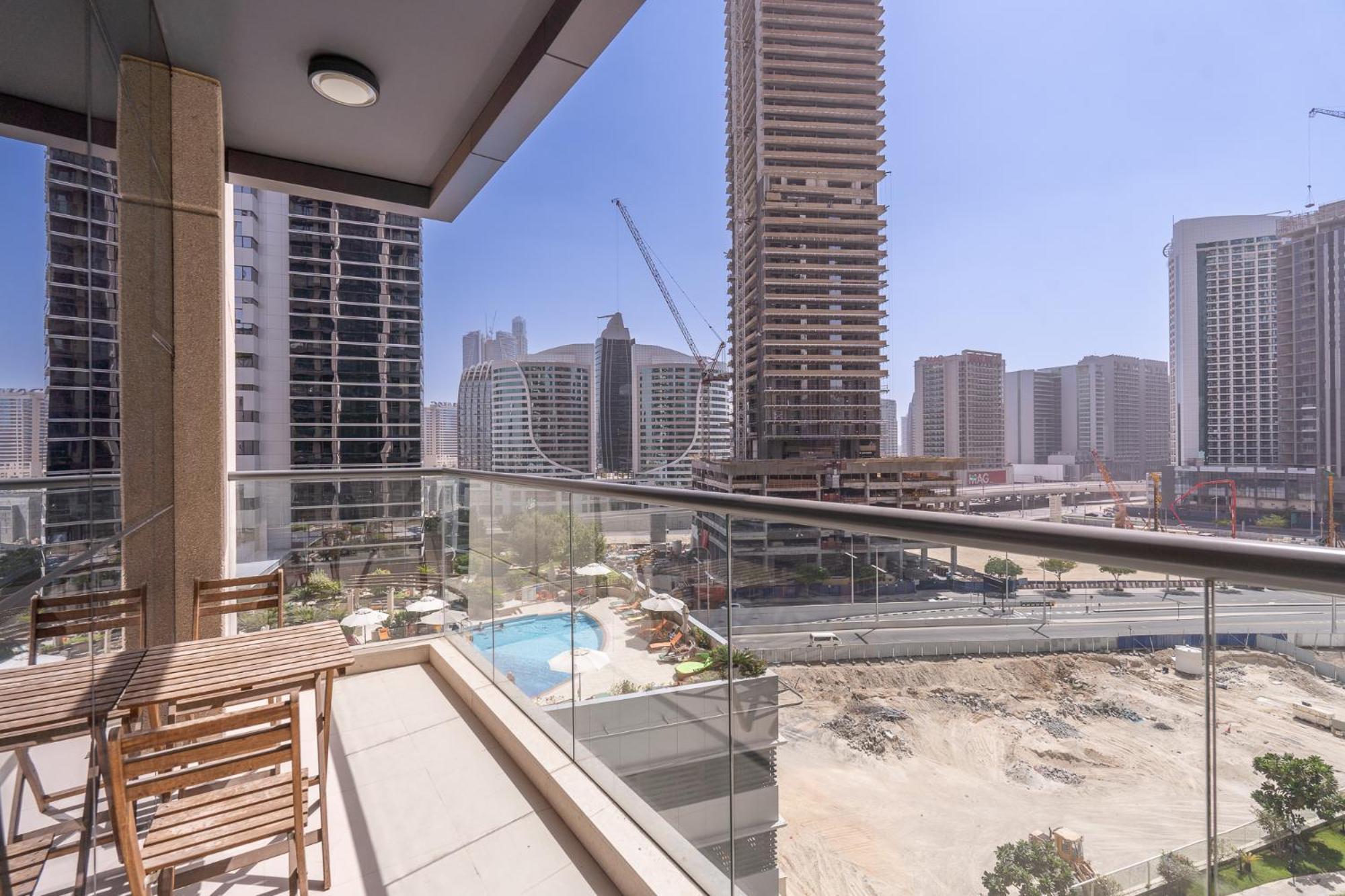 Heaven Crest Vacation Homes Downtown - Studio And 1 Bedroom Suites 2 Minute Walk To Dubai Mall And Burj Khalifa Екстериор снимка