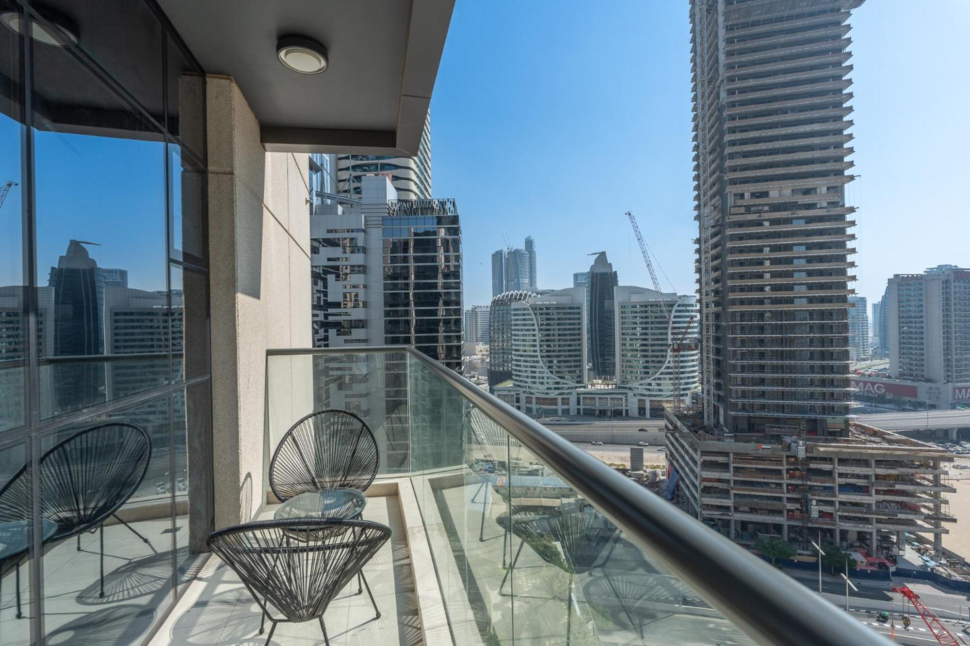 Heaven Crest Vacation Homes Downtown - Studio And 1 Bedroom Suites 2 Minute Walk To Dubai Mall And Burj Khalifa Екстериор снимка